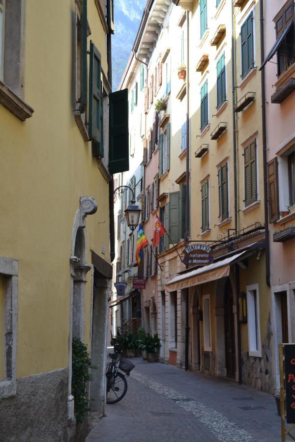 City Center Charme Riva del Garda Exteriör bild